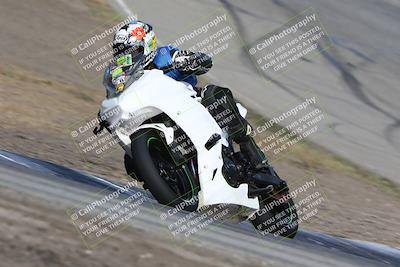 media/Nov-26-2023-TrackDaz (Sun) [[64ad8cfd8f]]/Mock Race/Outside Grapevine/